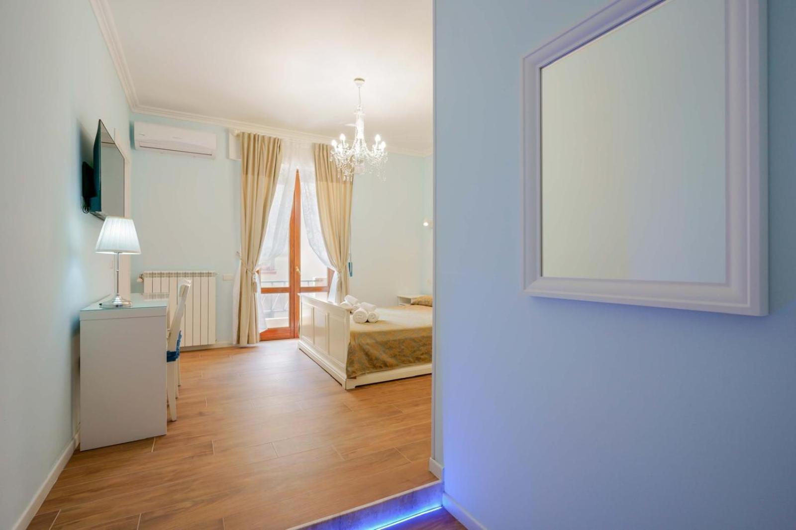 Al Teatro Lirico Hotel Cagliari Bagian luar foto
